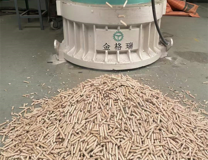 生物质午夜福利大片加工的颗粒燃料
